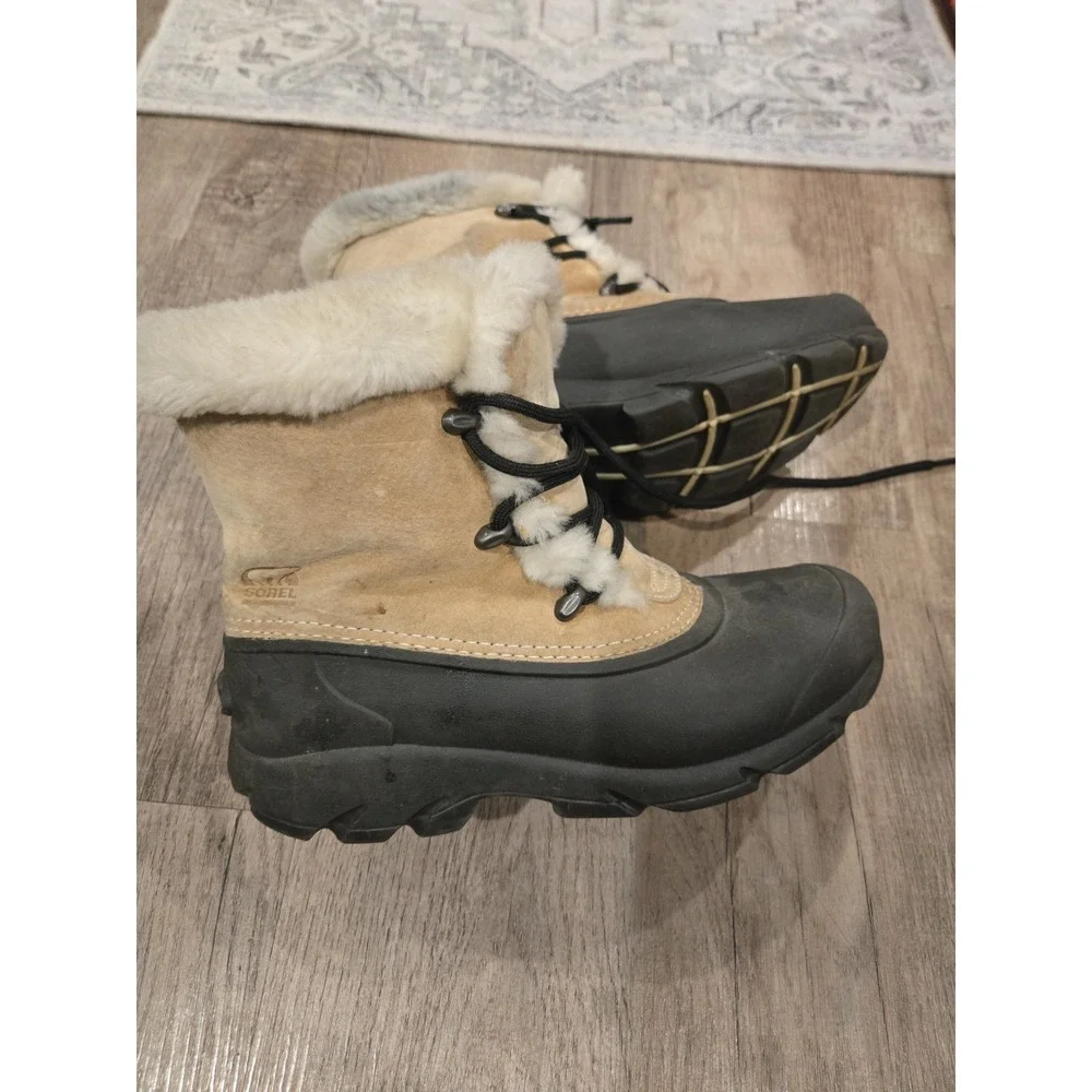Sorel Womens‎ Suede Snow Angel Waterproof Winter Boots Size US 7 Tan And Black